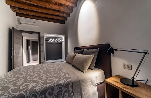 Borgo San Leonardo is located in the historic center of Bergamo,