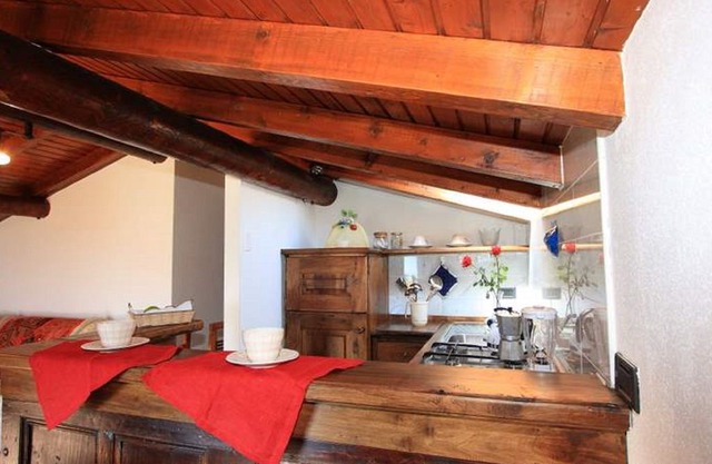 Borgo VI - 2 Bedroom apartment - Sleeps 4
