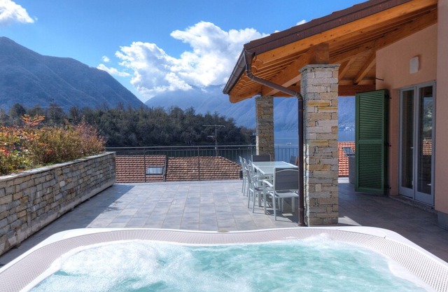 Comacina lake view private Villa family sleeps 14 guests with featuring hot tub.