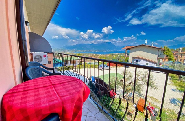 Holiday apartment Manerba del Garda for 1 - 3 persons with 1 bedroom - Holiday apartment in one or m