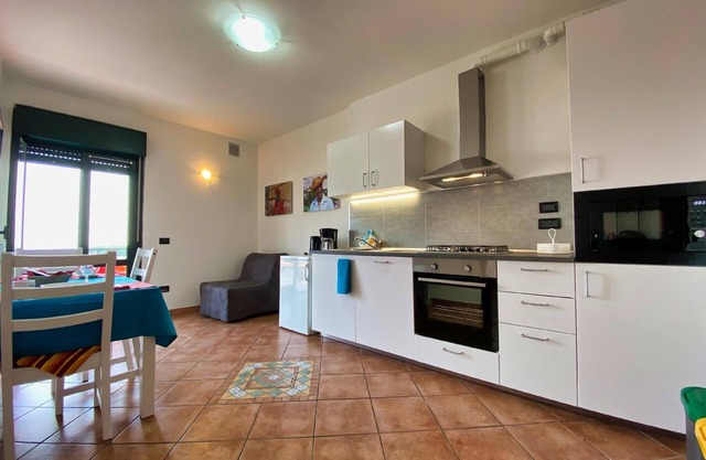 Holiday apartment Manerba del Garda for 1 - 3 persons with 1 bedroom - Holiday apartment in one or m