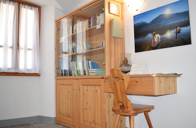 Italo-Swiss App 1 - studio apartment sleeps 4