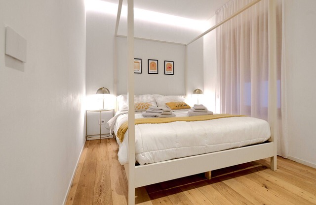 Milan Chic Luxury Apartments-hosted by Sweetstay