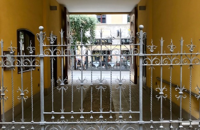 Sarpi Apartment