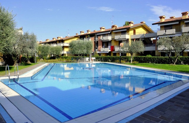 Tasteful Holiday Home in Sirmione with pool