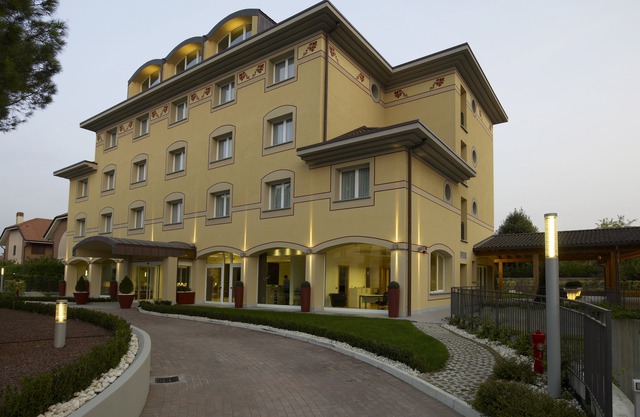 Virginia Palace Hotel