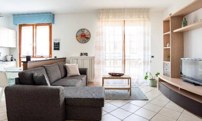 Comasina Apartment | 1 bedroom apartment in milan
