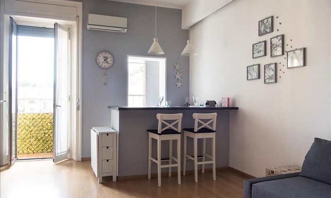 Zona Solari Apartment | 1 bedroom(s) Apartment near Milano