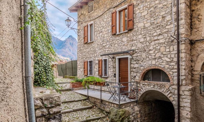 Albogasio Apartment | 100 m² Apartment ∙ 3 bedrooms ∙ 6 guests