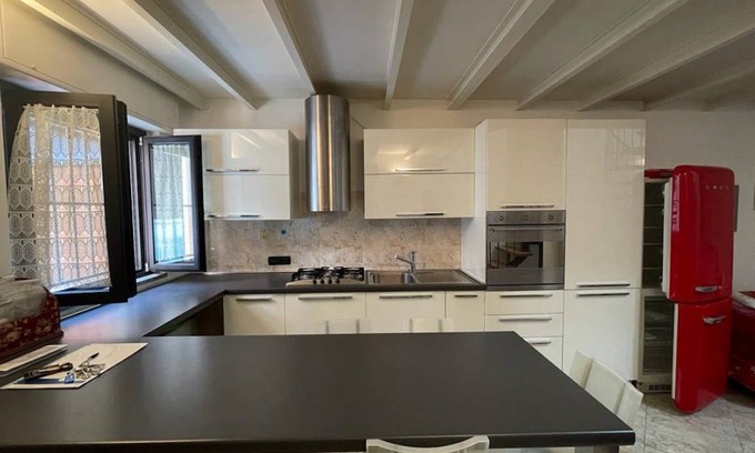 La Fontana Apartment | 100 m² Apartment ∙ 1 bedroom ∙ 3 guests