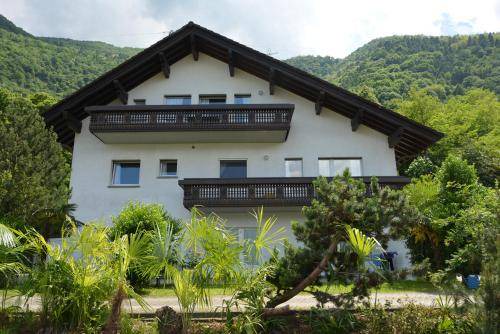 Colico Piano Apartment | 115 m² Apartment ∙ 3 bedrooms ∙ 9 guests