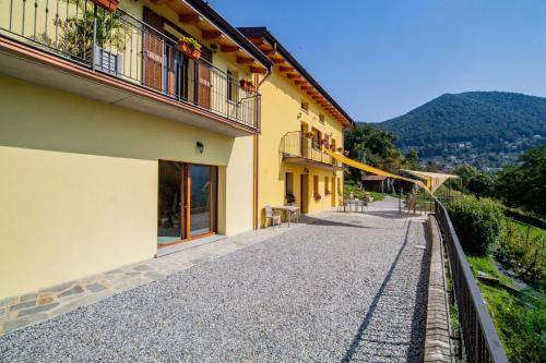 Centro Valle Intelvi House | 12 m² Farmhouse ∙ 3 guests