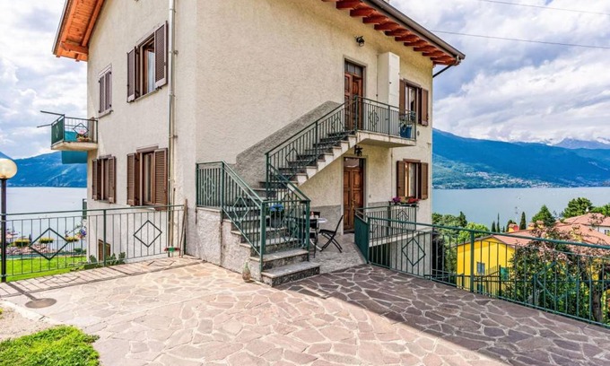 Bellano Apartment | 120 m² Apartment ∙ 3 bedrooms ∙ 6 guests