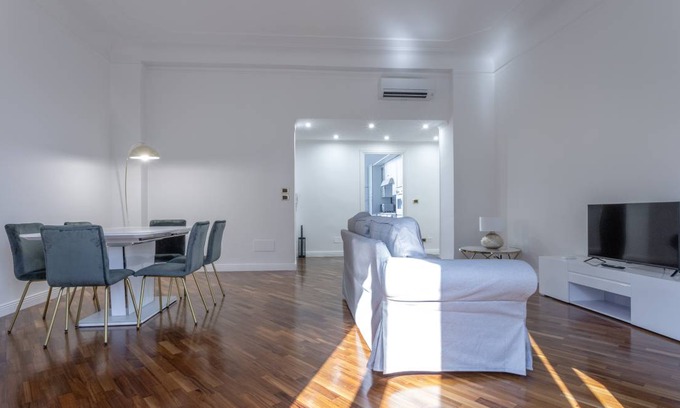 Zona Lancetti Apartment | 120 m² Apartment ∙ 2 bedrooms ∙ 4 guests