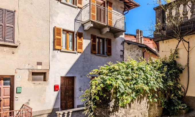Claino Con Osteno House | 130 m² House ∙ 1 bedroom ∙ 5 guests
