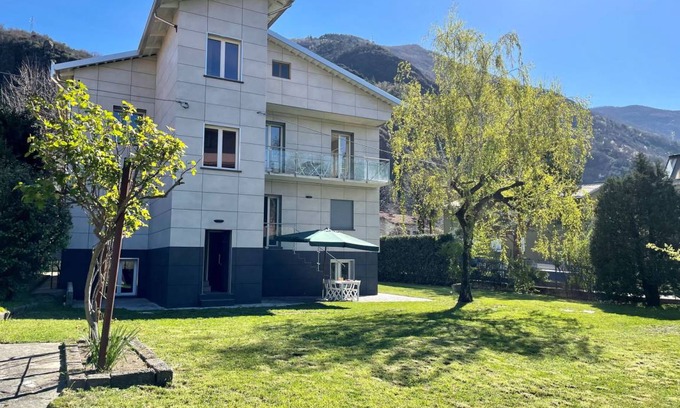 Dervio Villa | 140 m² Villa ∙ 2 bedrooms ∙ 6 guests