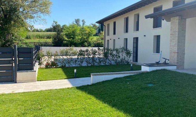 Castiglione delle Stiviere Bed & Breakfast | 15 m² Bed and breakfast ∙ 2 guests