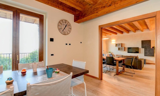 Polpenazze del Garda Villa | 150 m² Villa ∙ 3 bedrooms ∙ 8 guests