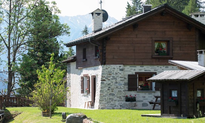 Tola House | 166 m² House ∙ 3 bedrooms ∙ 6 guests