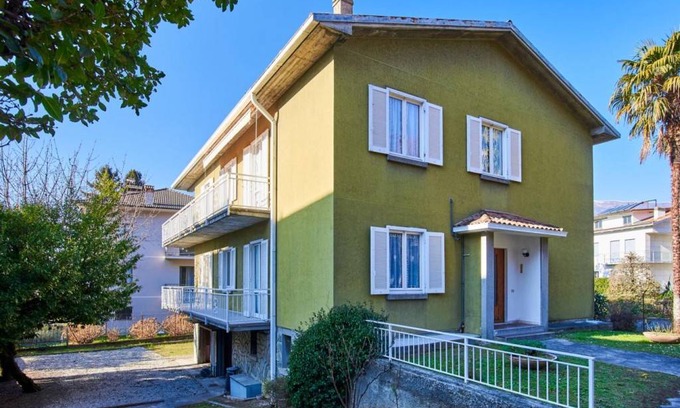 Dervio Apartment | 180 m² Apartment ∙ 3 bedrooms ∙ 8 guests