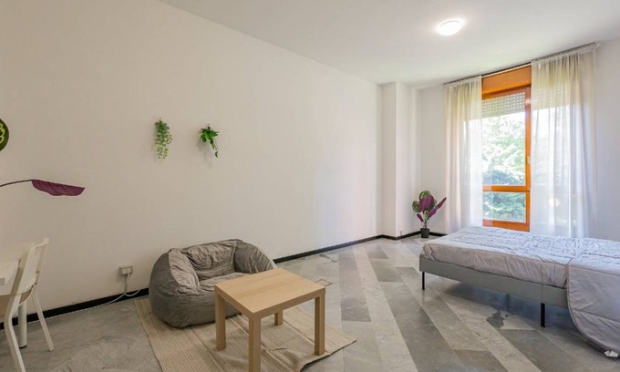 Crescenzago Resort | 180 m² Private room ∙ 1 bedroom ∙ 1 guest