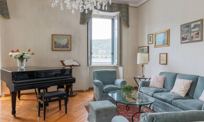 Como Apartment | 185 m² Apartment ∙ 2 bedrooms ∙ 6 guests
