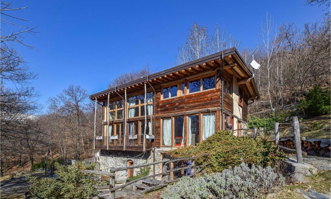 Cedegolo House | 200 m² House ∙ 4 bedrooms ∙ 8 guests
