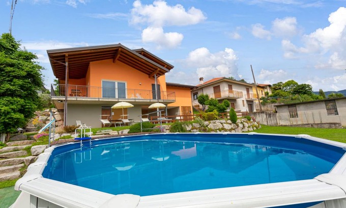 Besozzo Villa | 200 m² Villa ∙ 4 bedrooms ∙ 9 guests