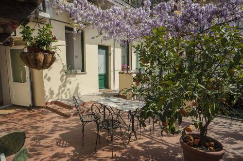 Busto Arsizio Bed & Breakfast | 25 m² Bed and breakfast ∙ 3 guests