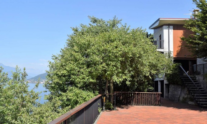 Laveno Villa | 250 m² Villa ∙ 5 bedrooms ∙ 9 guests