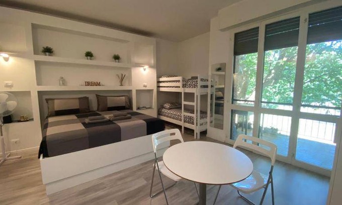 San Donato Milanese Bed & Breakfast | 26 m² Bed and breakfast ∙ 4 guests