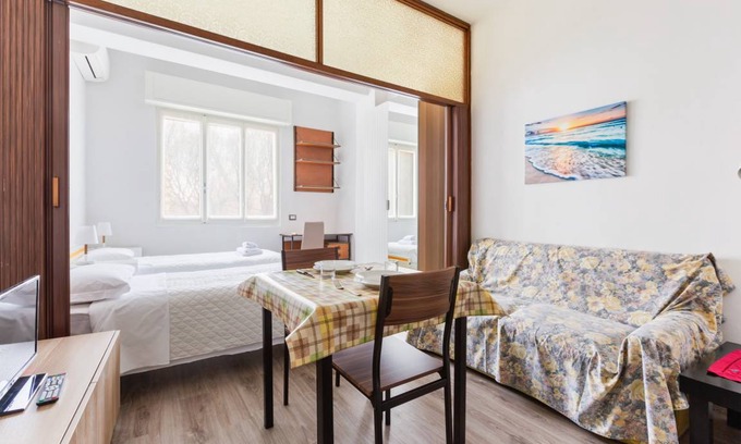 Calvairate Apartment | 28 m² Apartment ∙ 10 bedrooms ∙ 2 guests