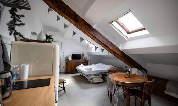 Central Station Apartment | 28 m² Apartment ∙ 2 guests
