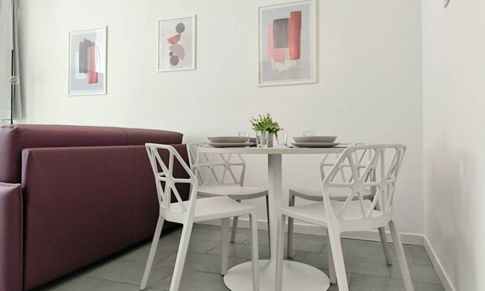 Centro Direzionale Apartment | 32 m² Apartment ∙ 2 bedrooms ∙ 3 guests