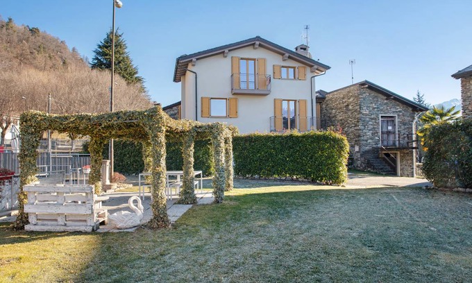 Sondrio Apartment | 35 m² Apartment ∙ 1 bedroom ∙ 4 guests