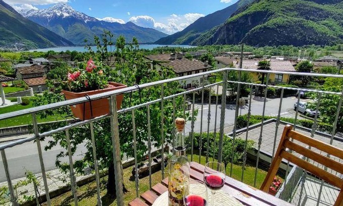 Novate Mezzola Apartment | 40 m² Apartment ∙ 1 bedroom ∙ 5 guests