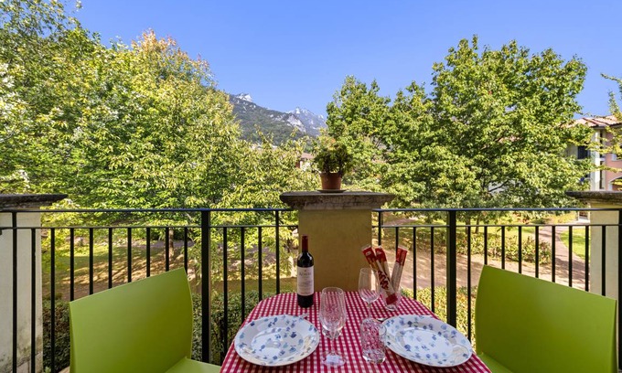 Porlezza Apartment | 40 m² Apartment ∙ 1 bedroom ∙ 4 guests