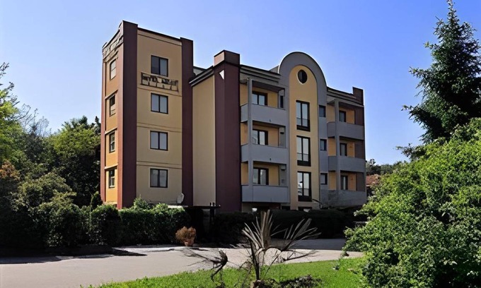 Cardano al Campo Hotel | 40 m² Hotel ∙ 6 guests