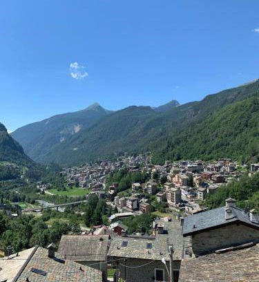 Chiesa in Valmalenco Apartment | 40 m² Apartment ∙ 1 bedroom ∙ 2 guests