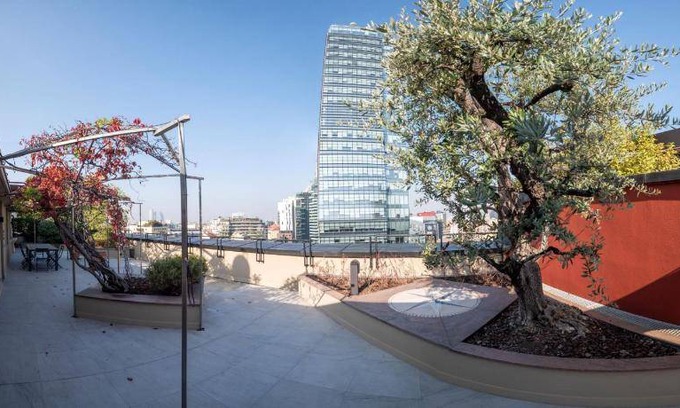 Varesine Apartment | 400 m² Apartment ∙ 2 bedrooms ∙ 6 guests