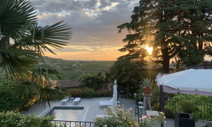 Castana Villa | 400 m² Villa ∙ 7 bedrooms ∙ 16 guests