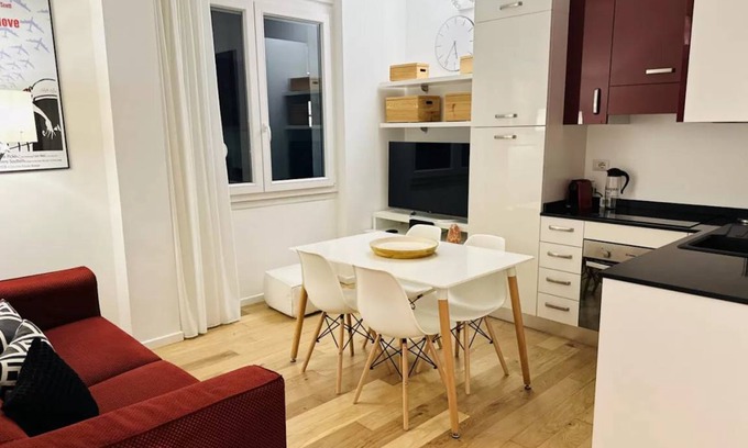 Centro Direzionale Apartment | 45 m² Apartment ∙ 1 bedroom ∙ 2 guests