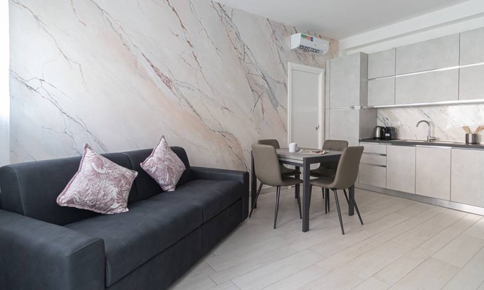 Centro Direzionale Apartment | 47 m² Apartment ∙ 1 bedroom ∙ 3 guests