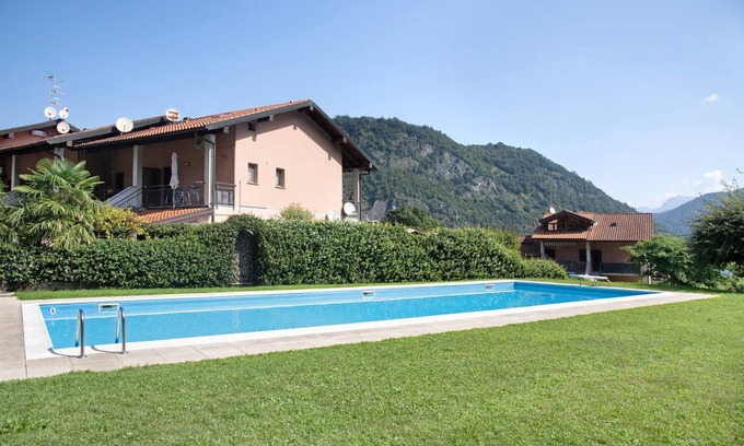 Lavena Ponte Tresa Apartment | 50 m² Apartment ∙ 1 bedroom ∙ 3 guests