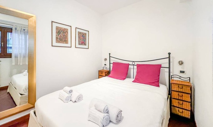 Garegnano Apartment | 50 m² Apartment ∙ 1 bedroom ∙ 2 guests