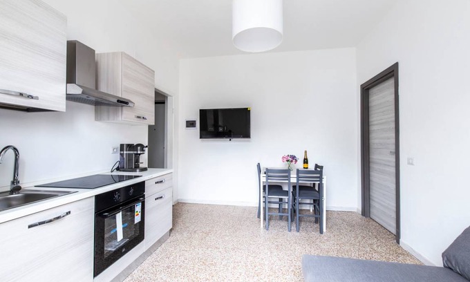 Opera Apartment | 50 m² Apartment ∙ 1 bedroom ∙ 3 guests