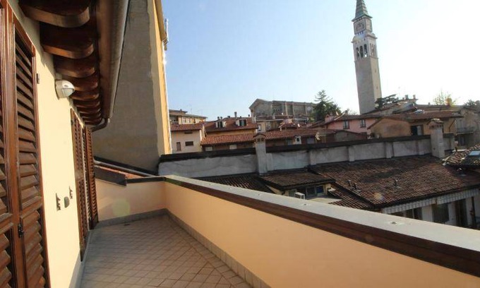 Ponte San Pietro Apartment | 60 m² Apartment ∙ 5 guests