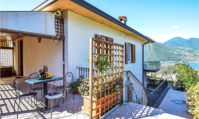 Sensole Apartment | 60 m² Apartment ∙ 1 bedroom ∙ 5 guests