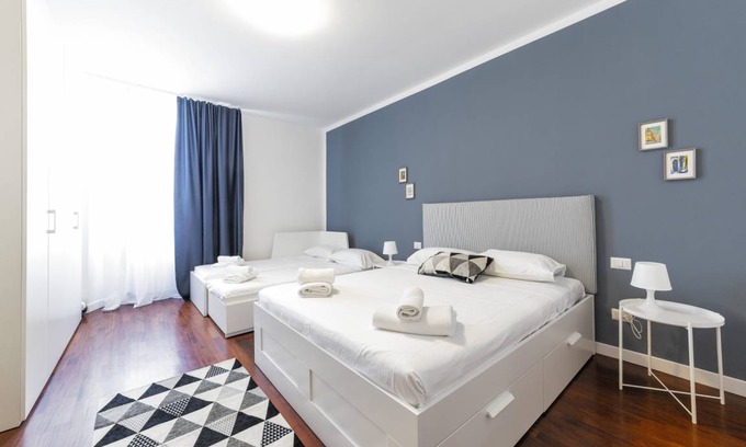 Chinatown Apartment | 60 m² Apartment ∙ 2 bedrooms ∙ 6 guests
