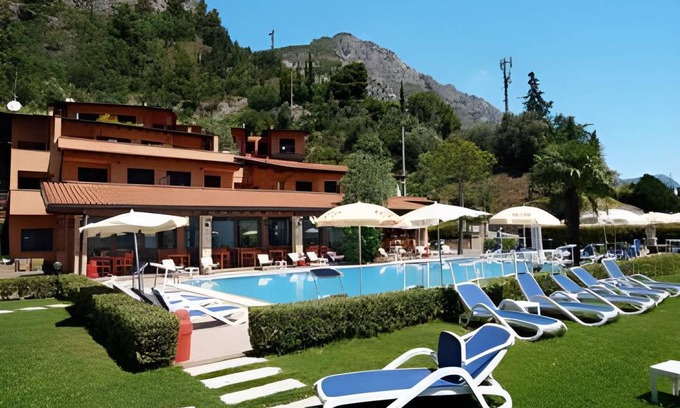 Limone sul Garda Apartment | 60 m² Serviced apartment ∙ 2 bedrooms ∙ 4 guests